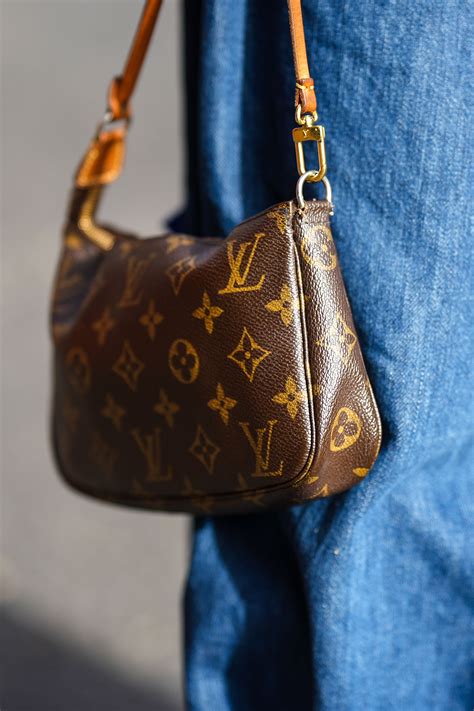 louis vuitton shoes precios|bolso louis vuitton original.